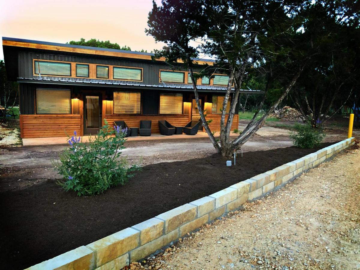 Green Acres Cottages - New Braunfels Suite Wimberley Ngoại thất bức ảnh
