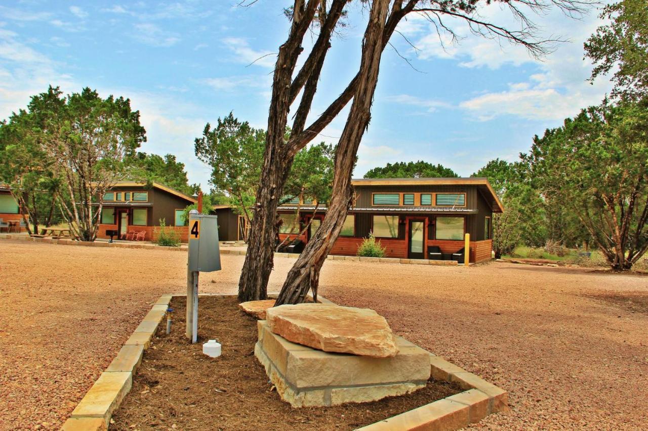 Green Acres Cottages - New Braunfels Suite Wimberley Ngoại thất bức ảnh